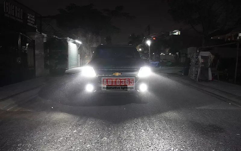 Chevrolet Trailblazer nâng cấp bi gầm GTR tăng sáng 150%